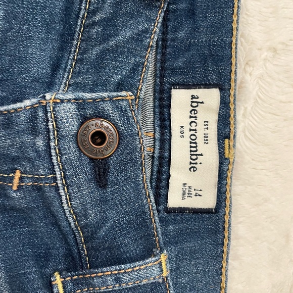 Abercrombie kids shorts - Picture 5 of 10